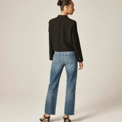 Nipped straight jean in rigid