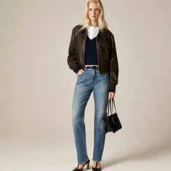 Nipped straight jean in stretch