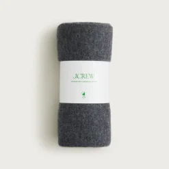 Oversized cashmere wrap