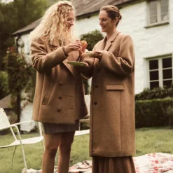 Palais topcoat in Italian wool-blend melton