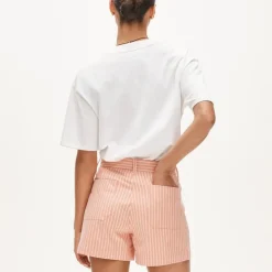 Patch-pocket chino short in stripe