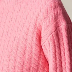 Perfect cashmere cable-knit crewneck sweater