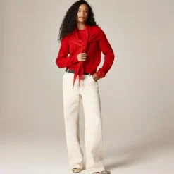 Perfect cashmere cable-knit crewneck sweater