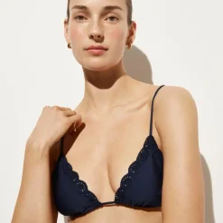 Perfect eyelet string bikini top in Classic Sculpt™