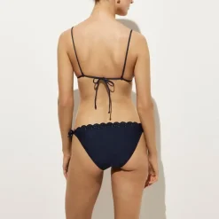 Perfect eyelet string bikini top in Classic Sculpt™