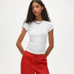 Perfect-fit crewneck T-shirt