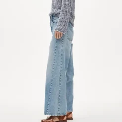 Petite Everyday side-panel wide-leg ankle jean in rigid