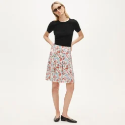 Pleated knee-length skirt in floral print