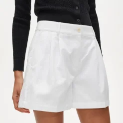 Pleated short in cotton-nylon blend