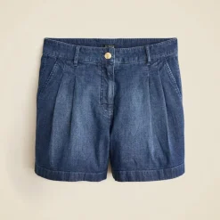 Pleated short in drapey denim