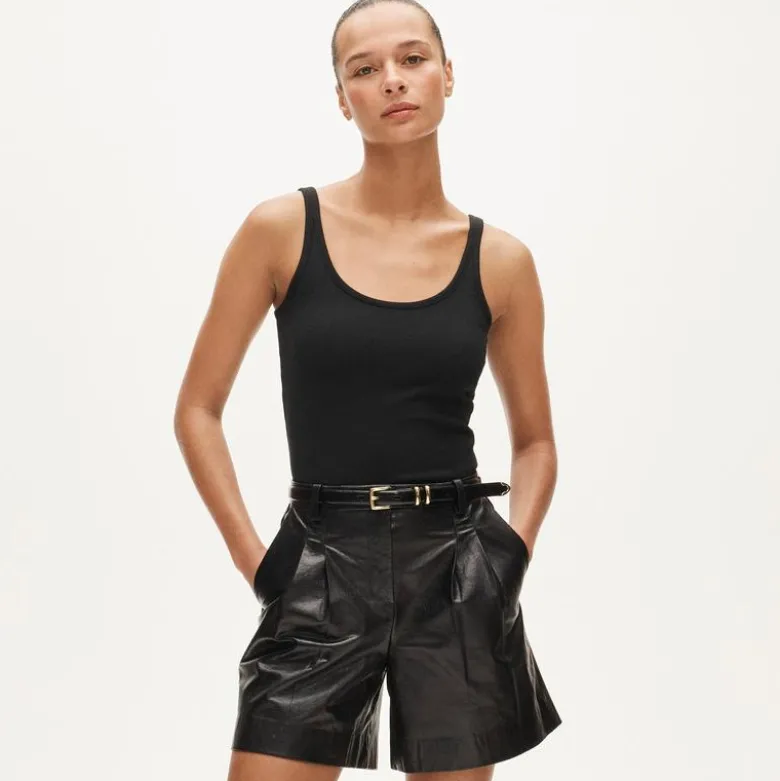 Pleated trouser short in leather