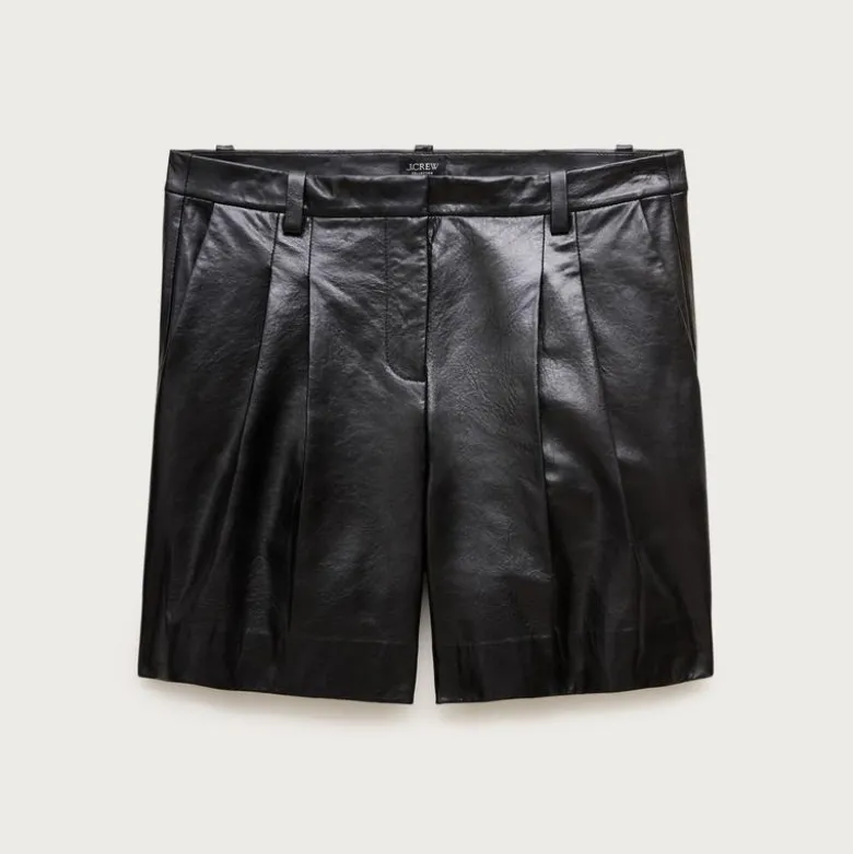 Pleated trouser short in leather