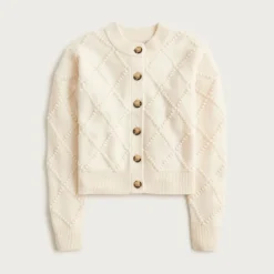 Popcorn-stitch cardigan in vintage wool