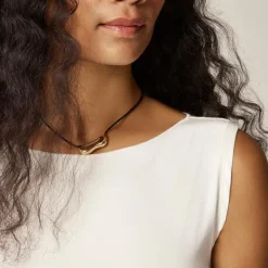 Refined rib shell tank top