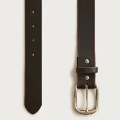 Round-buckle jeans belt in leather