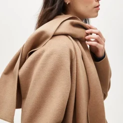 Scarf coat in drapey wool blend