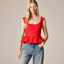 Scoopneck bubble-hem tank top