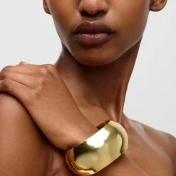 Sculptural hinge bracelet