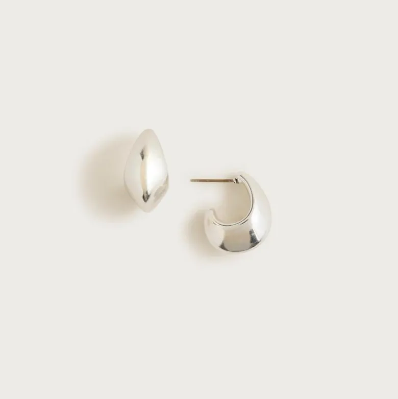 Sculptural hoop earrings