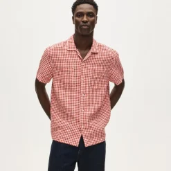 Short-sleeve linen camp-collar shirt in gingham