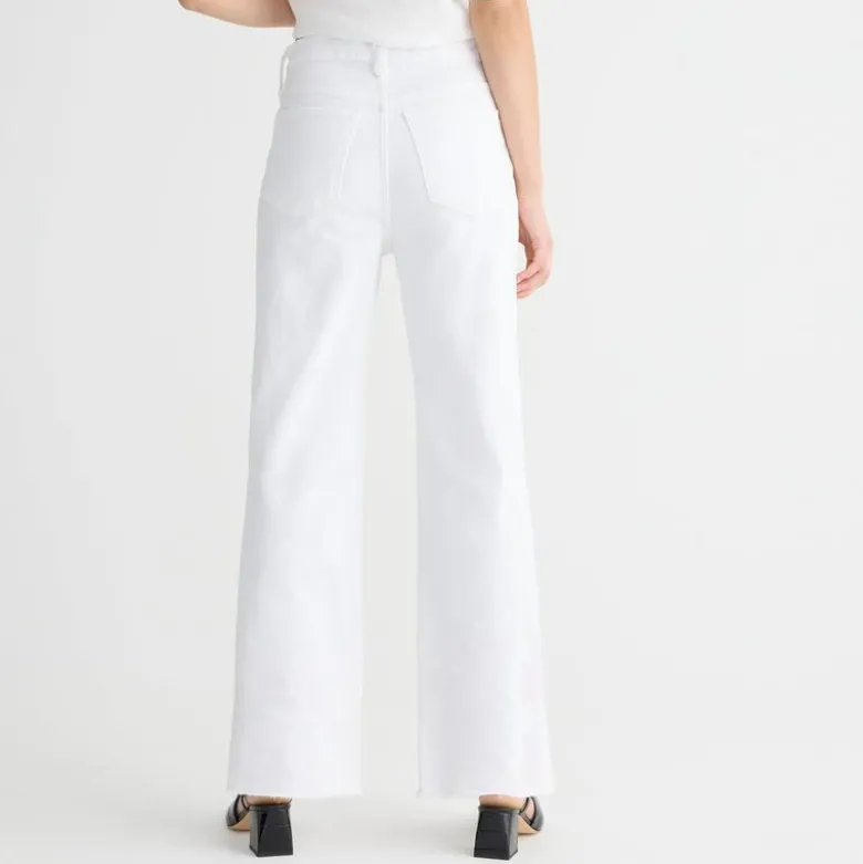 Slim wide-leg jean in white wash