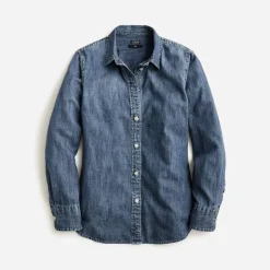 Slim-fit chambray shirt with jewel buttons