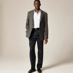 Sportcoat in broken herringbone English wool