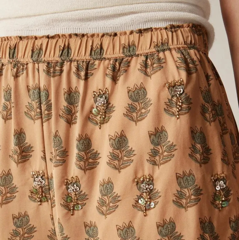Stratus embellished short in tonal tulip block print