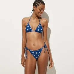 String bikini bottom in daisy print