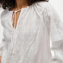 Tie-front popover top in seersucker