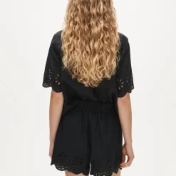 Tropez eyelet short in linen