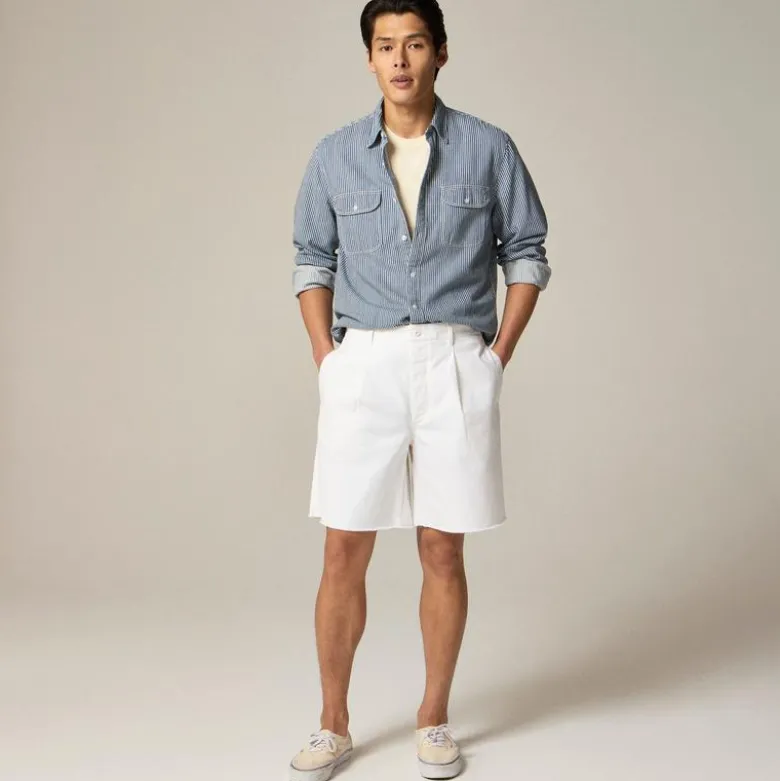 Wallace & Barnes 8" pleated cutoff chino short