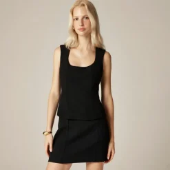 Wide scoopneck tank top in city crepe