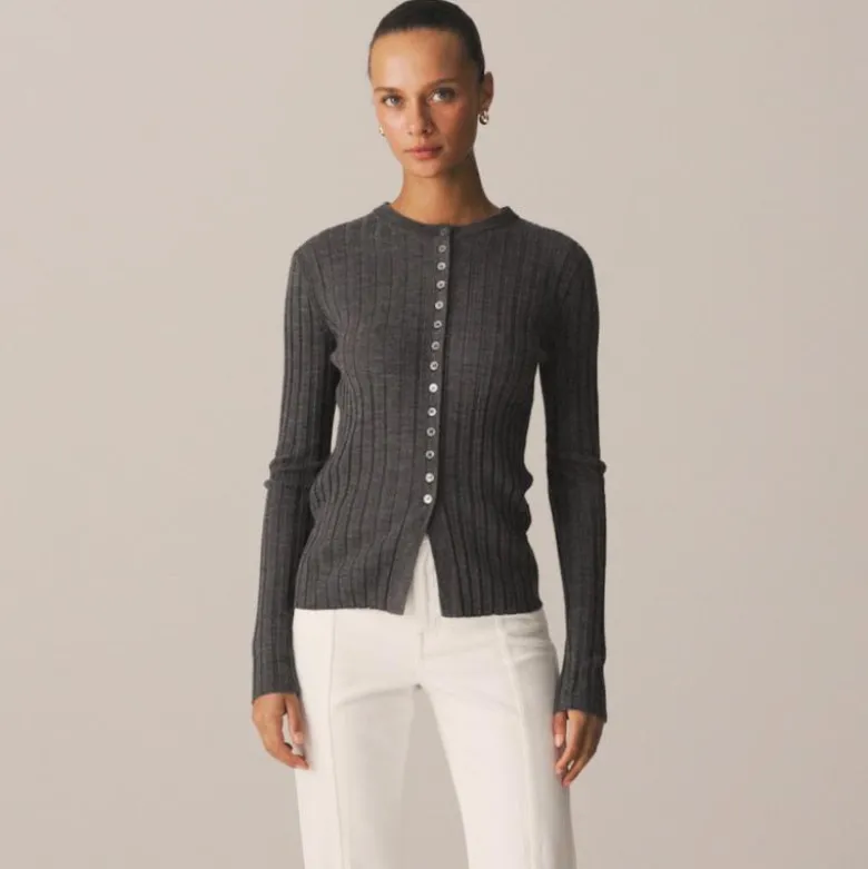 Wide-rib fitted cardigan top in merino wool